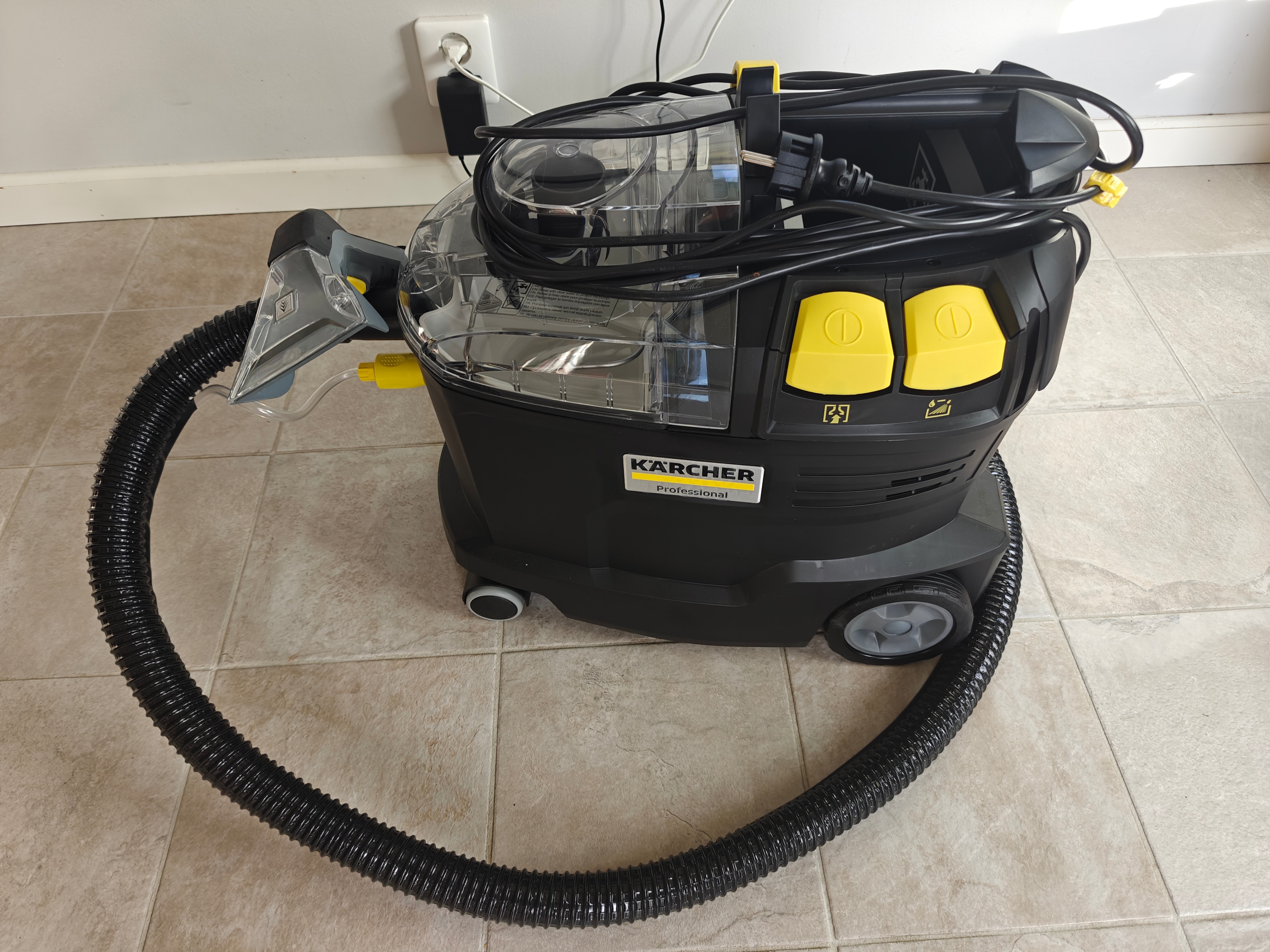 Mattvätt – Kärcher Puzzi 8/1 – bild 5